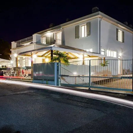 Gran Fausto Flats San Felice del Benaco