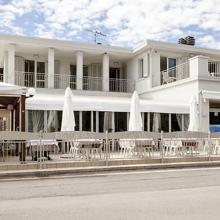 Apartment Gran Fausto Flats